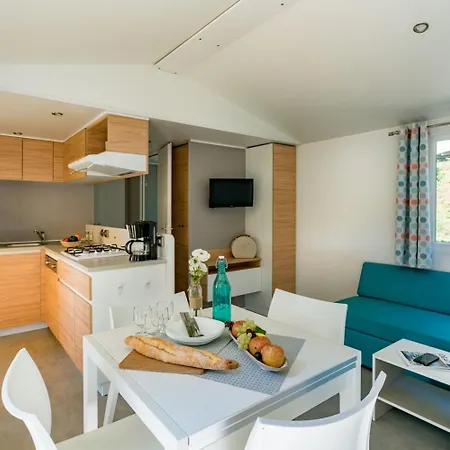 6p 3bdrms Aircon Camping *