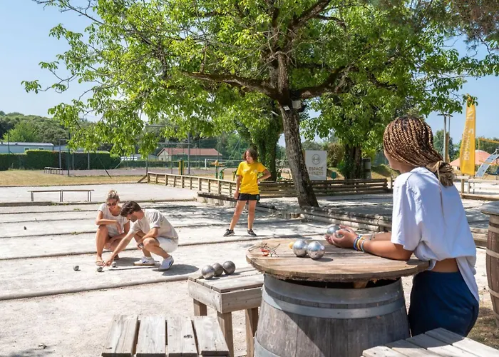 Camping 6p 3bdrms Aircon *